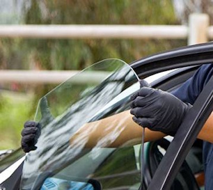 Vitre latérale automobile